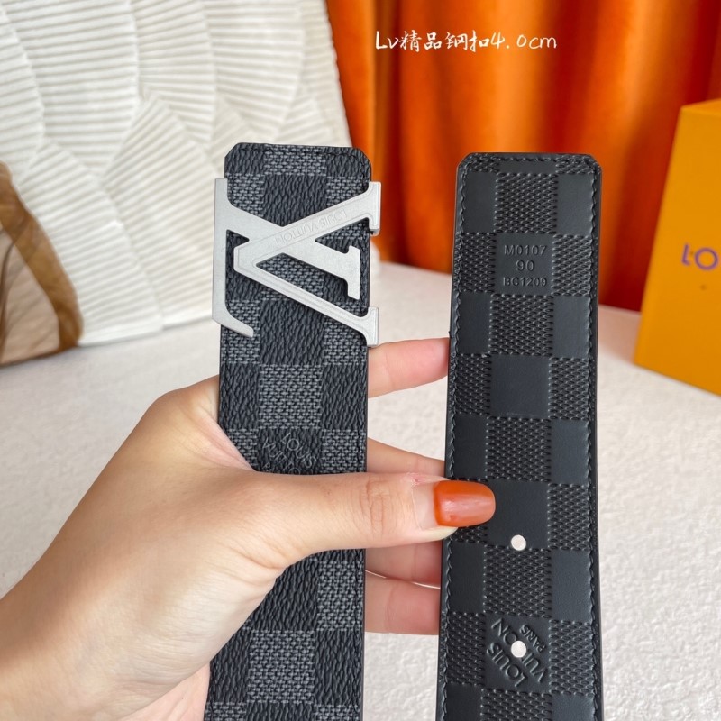 l0vis Vvtt0n belts